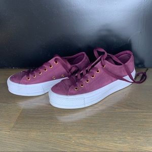 Converse platform sneakers